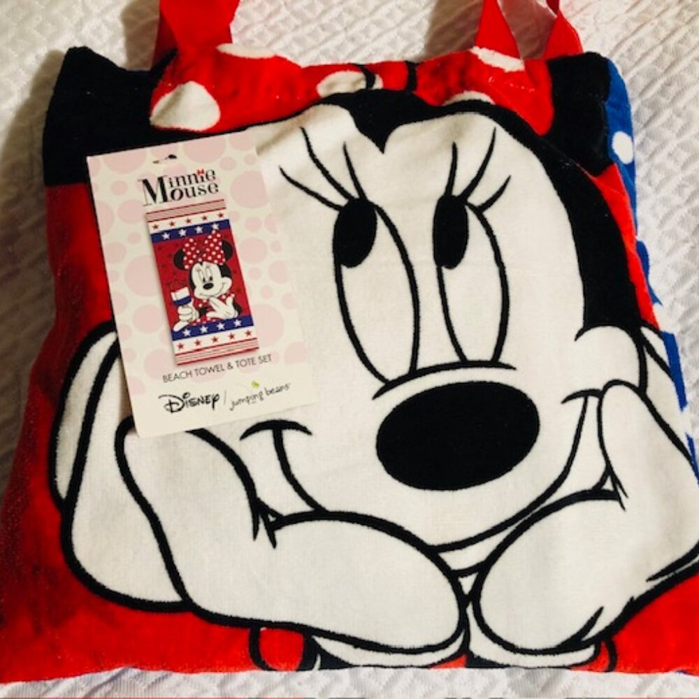 Disney's Minnie Mouse Beach Towel & Tote Set